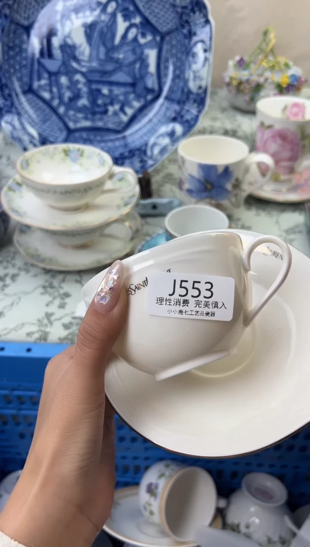 瓷阿***r553-JJJJJJJJJJJJ