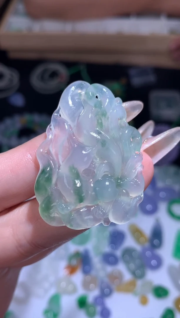 未镶嵌定制翡翠九尾狐