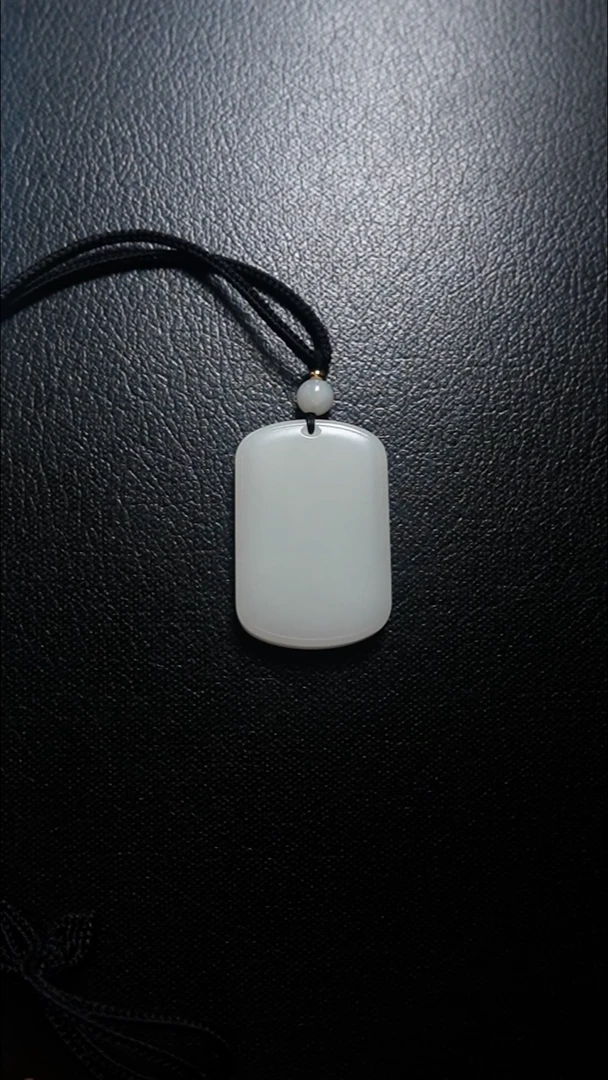 颈饰未镶嵌和田玉无事牌