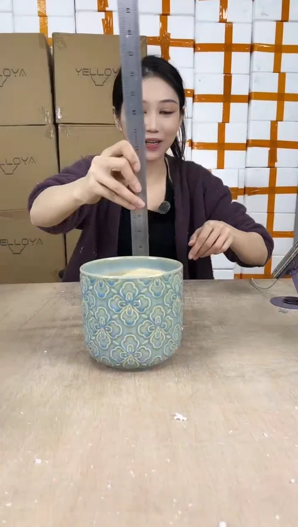 浮雕花朵渐变蓝15x14