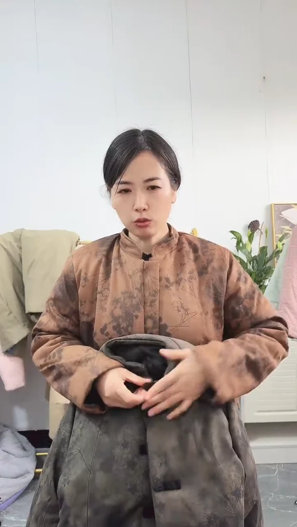 文*棕色102麂皮绒棉花衣