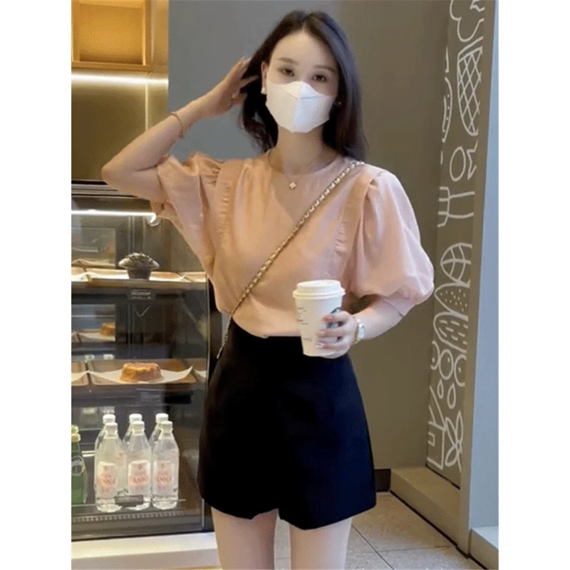 初夏穿搭一整套女2025新款泡泡袖防晒衬衫衬衫休闲百搭短裤两件套