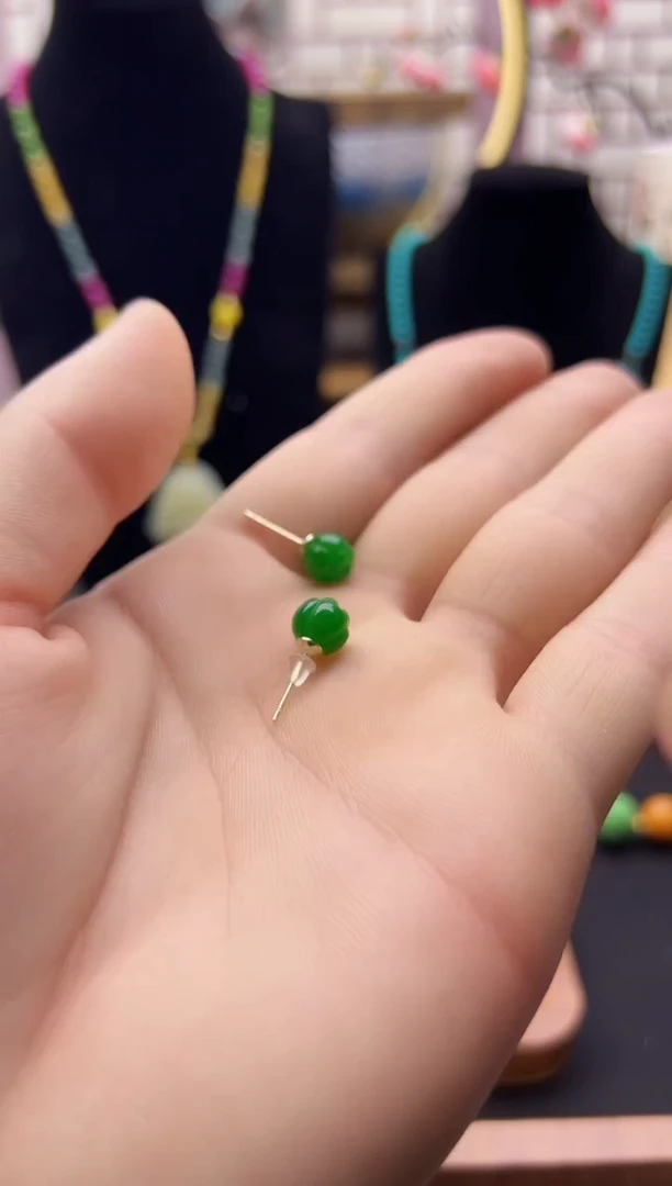 【闪购商品】翡翠耳饰14K金镶嵌E11
