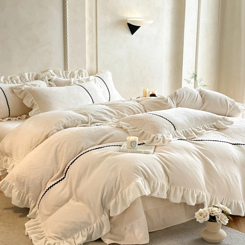 A类轻奢公主风牛奶绒雕花四件套纯色加厚韩式花边被套寝室三件套