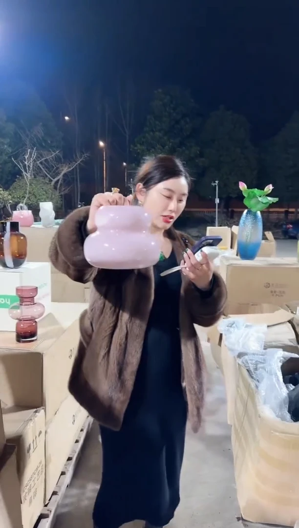 【闪购商品】玻璃安琪-微瑕花瓶--ENYSQ