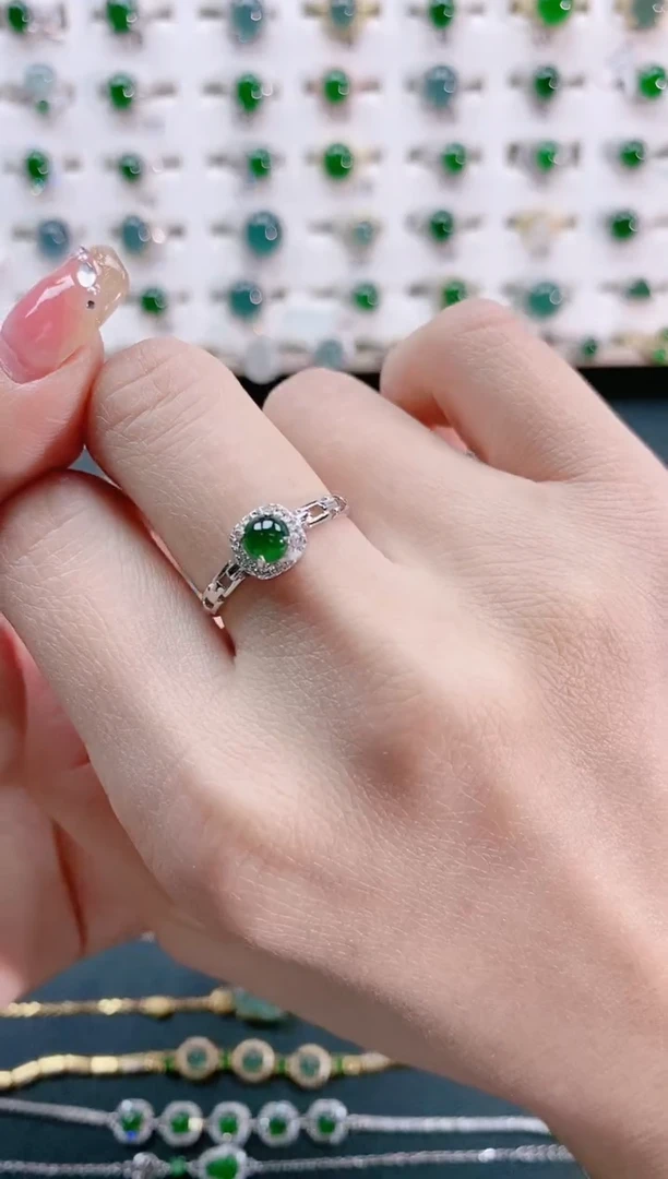 【闪购商品】翡翠戒指银S925镶嵌天然翡翠