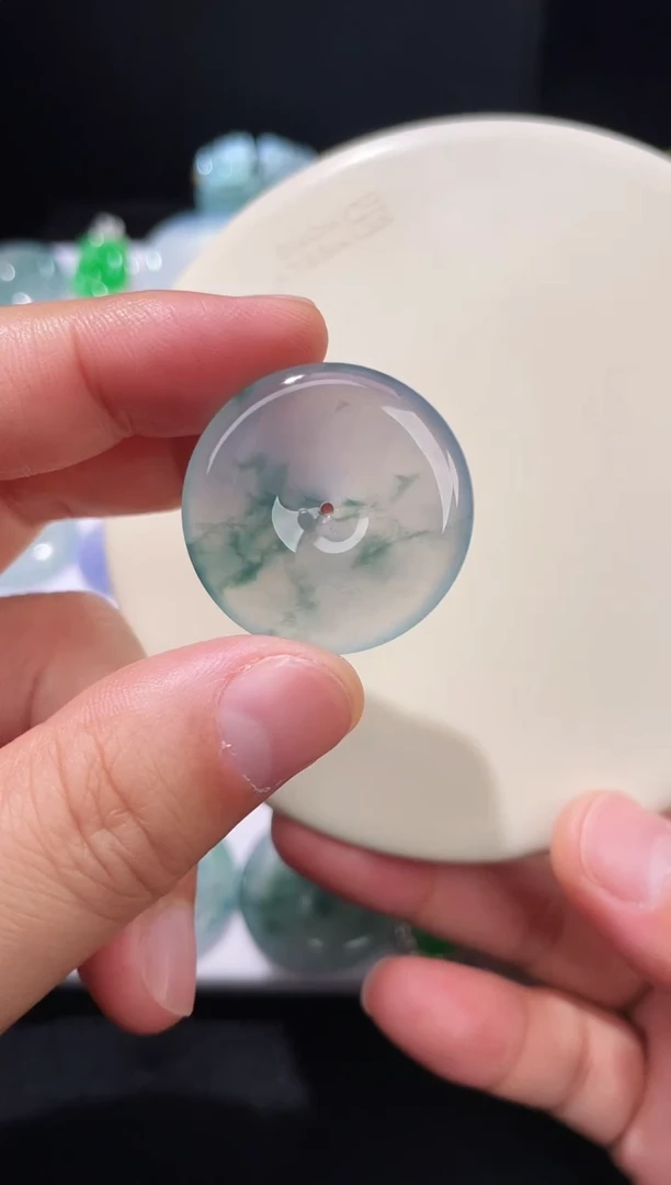 颈饰未镶嵌翡翠【51】30.1   5.9mm