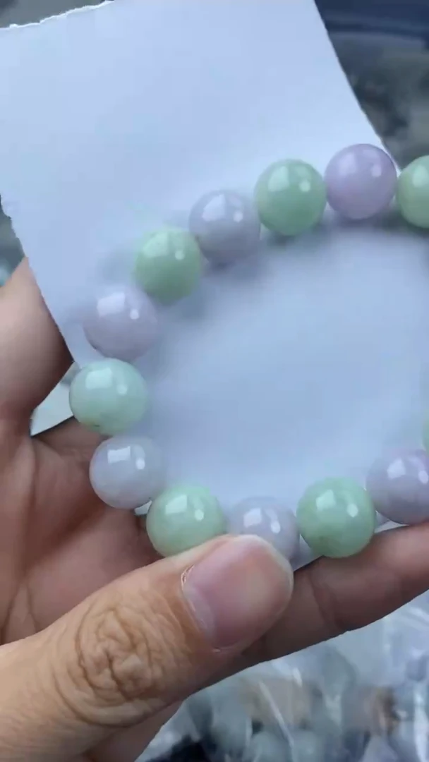 定制翡翠未镶嵌珠串