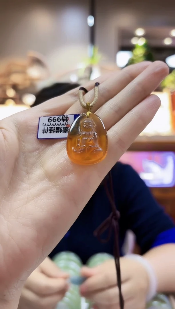 琥珀颈饰未镶嵌挂件