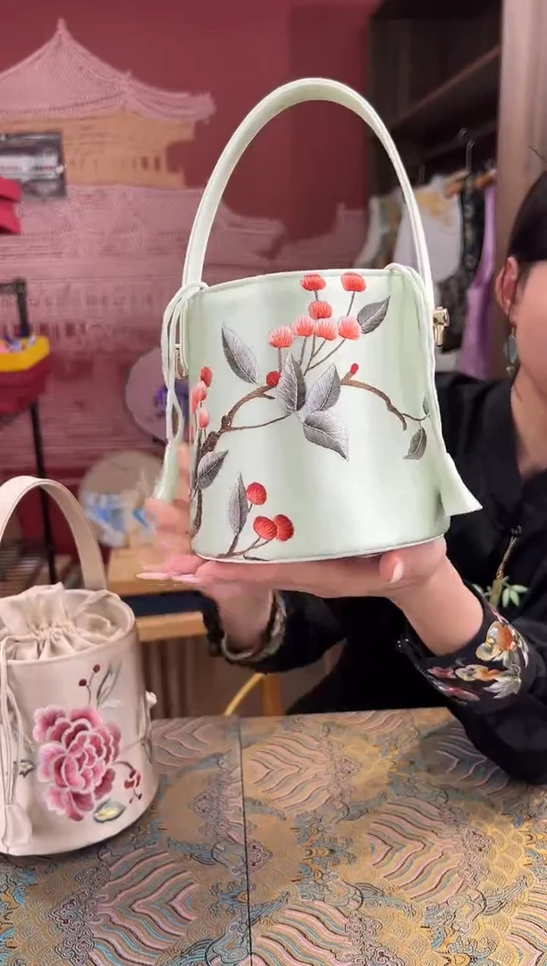 【闪购商品】刺绣  刺绣打籽绣苏绣手工刺绣包包