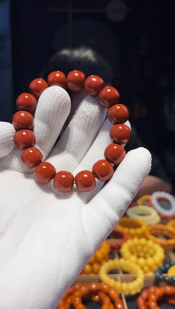 未镶嵌手串南红玛瑙牛血红老型13+