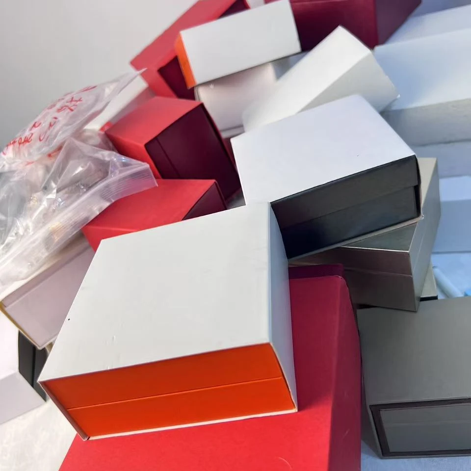 孤品 精美时尚盒子 38