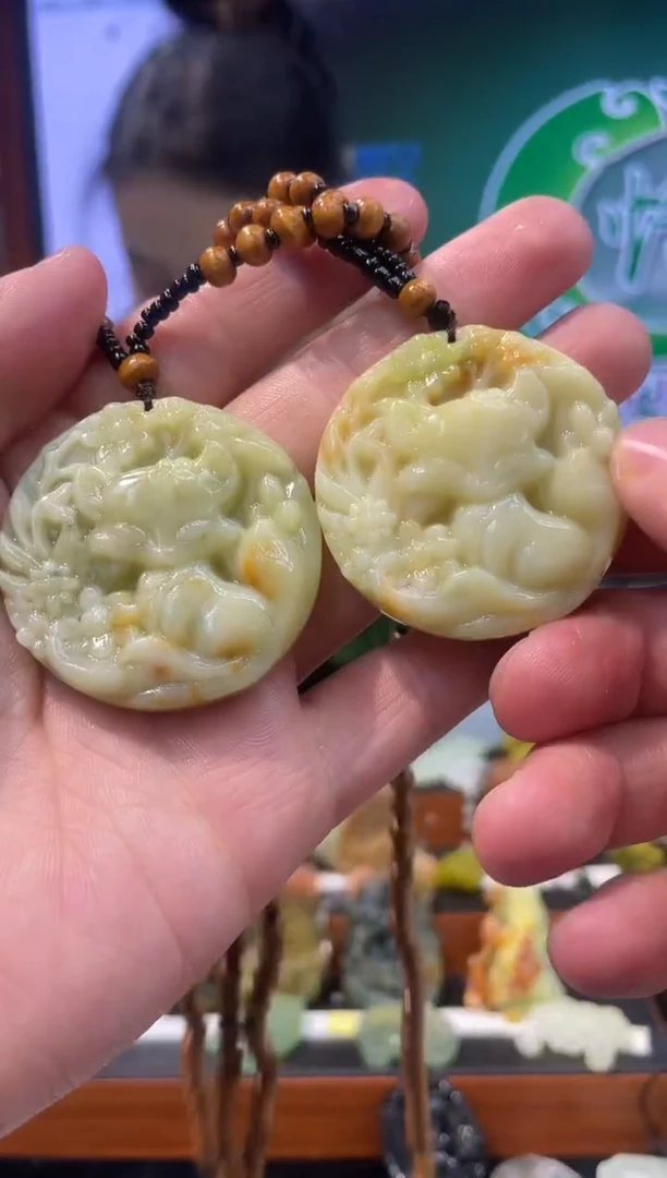 【闪购商品】岫玉吊坠未镶嵌·多样性发货*拍一发