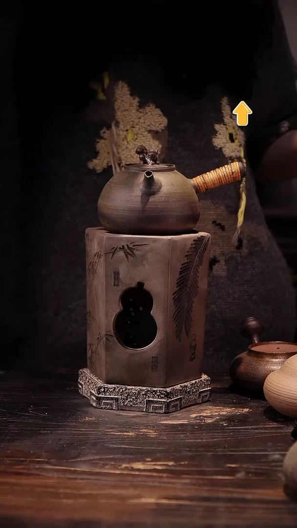 纯手工柴烧狮子侧把加六角雕刻炉