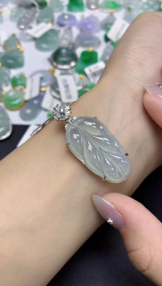 颈饰未镶嵌翡翠天然缅甸翡翠A货多样性发一件