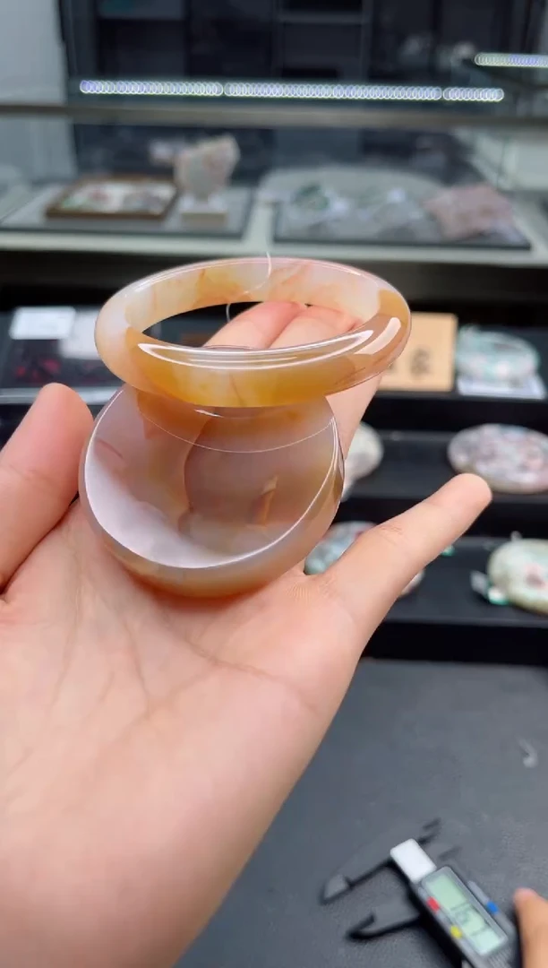 石英质玉手镯未镶嵌57圈口（赠送镯心）3752012