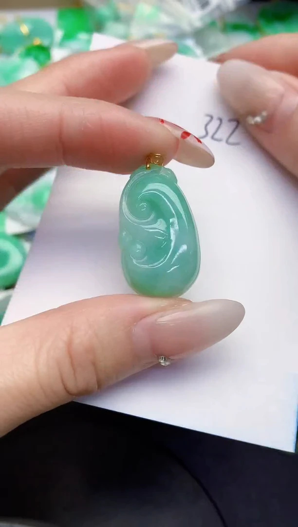 【闪购商品】翡翠颈饰18K金镶嵌00000000000