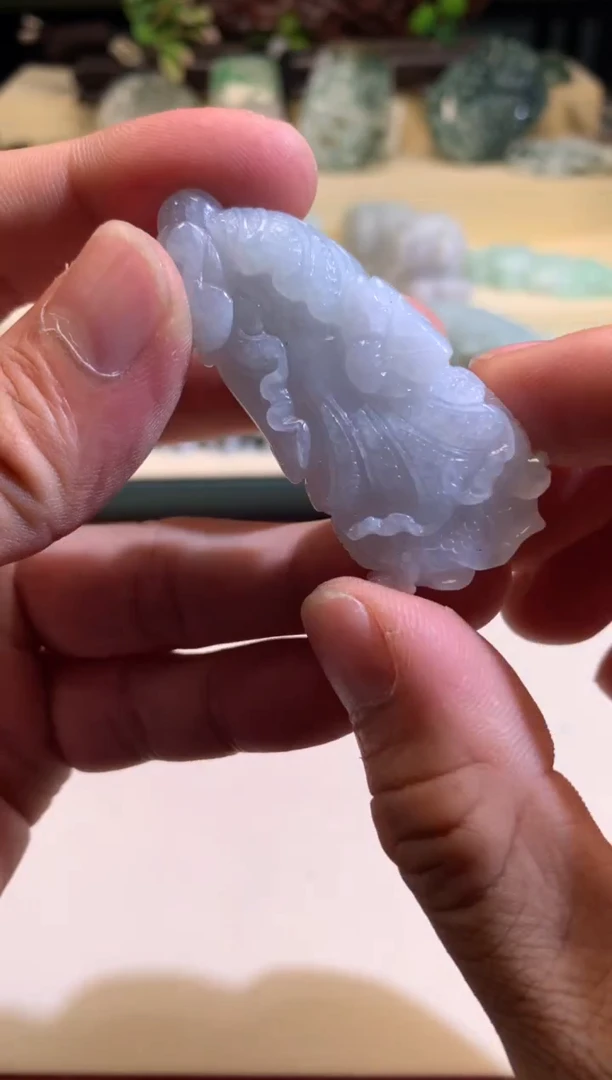 翡翠未镶嵌颈饰6/05/283