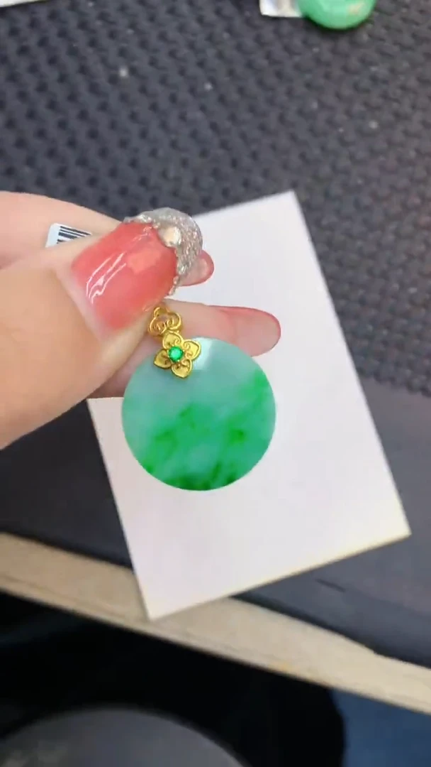 颈饰未镶嵌翡翠11