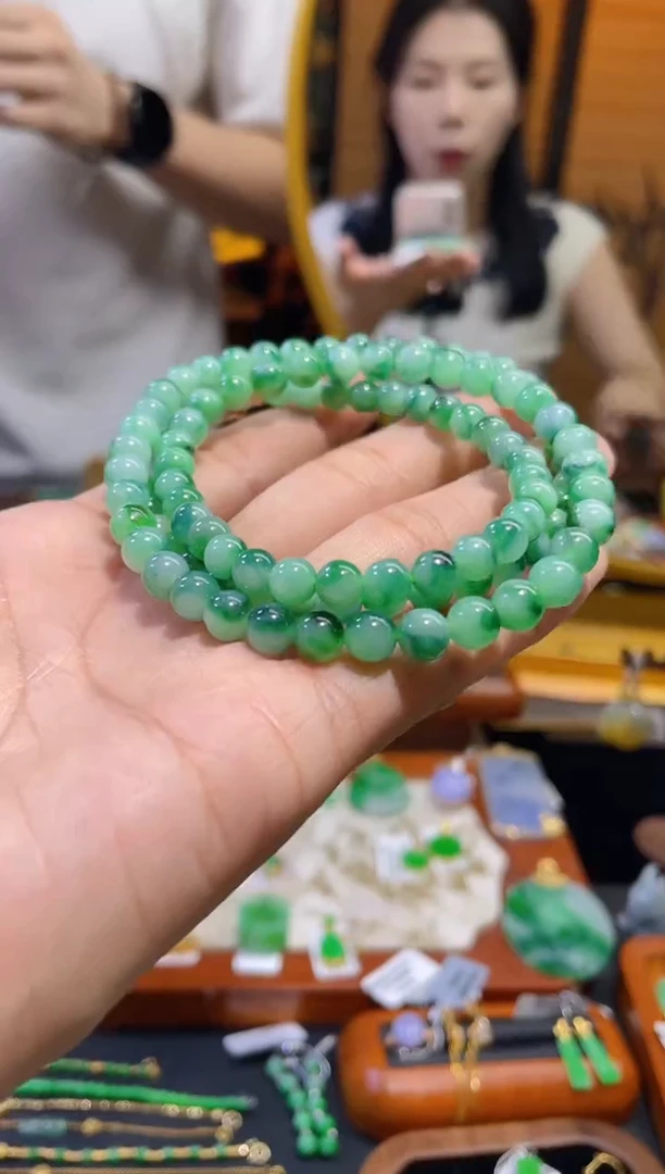颈饰未镶嵌翡翠假一赔三