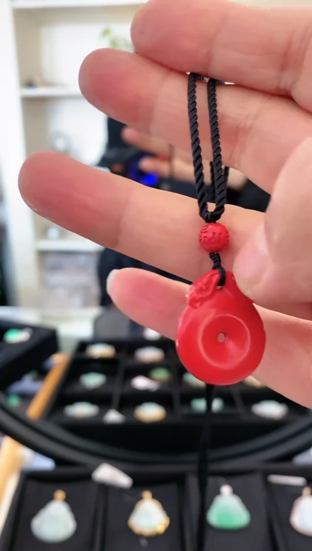 天然辰砂平安扣吊坠