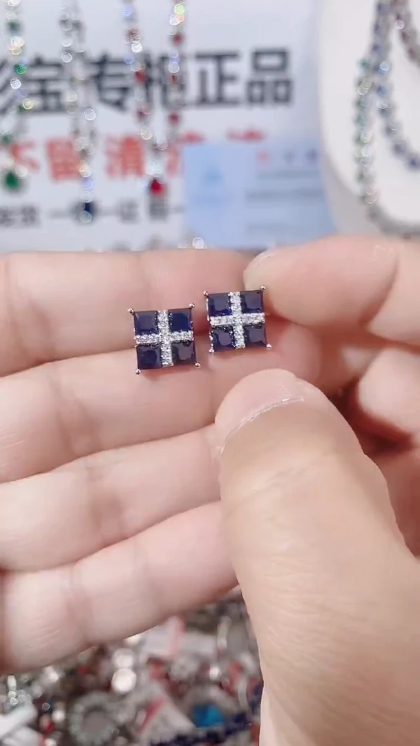 耳饰蓝宝石未镶嵌