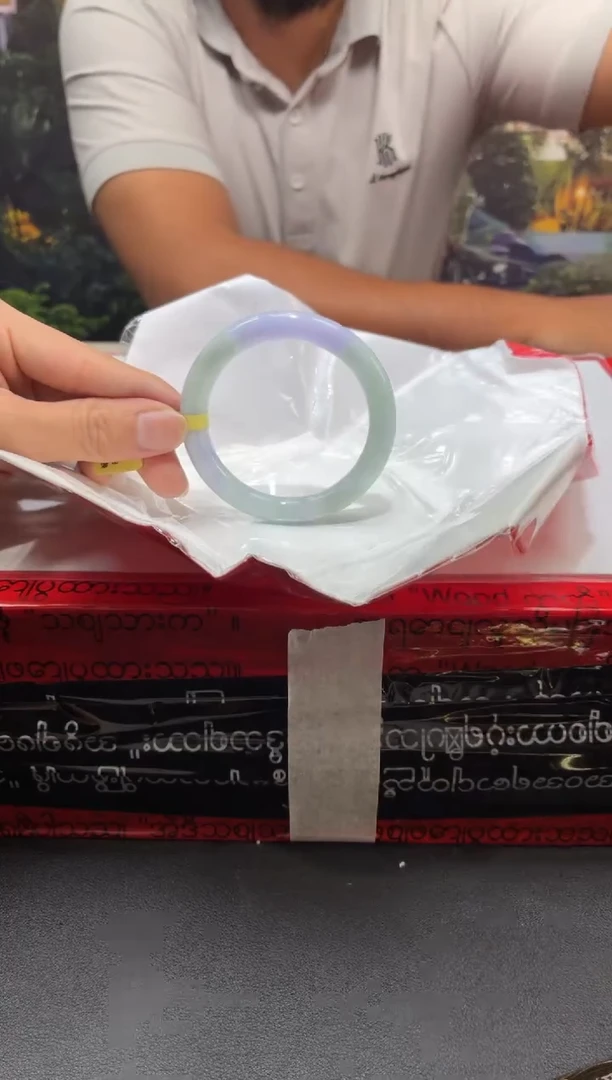 未镶嵌手镯翡翠手镯182