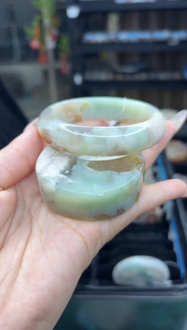 石英质玉手镯未镶嵌43(59圈赠送镯心)