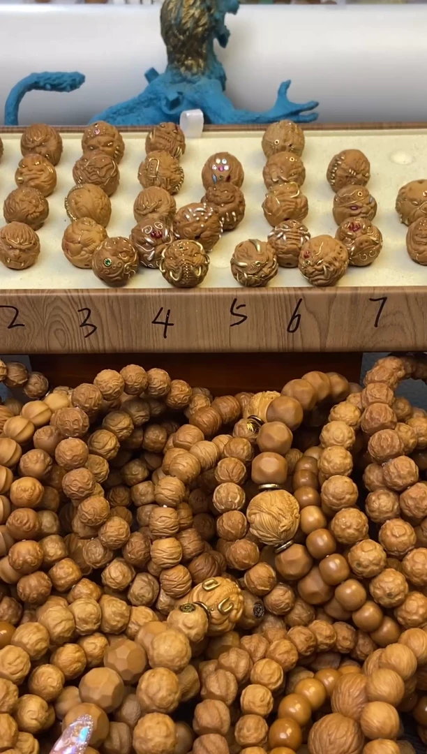 吊坠猴头核桃小**.像神