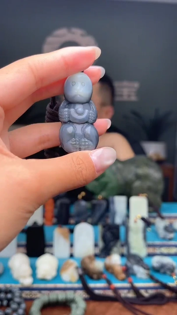 未镶嵌和田玉挂件1