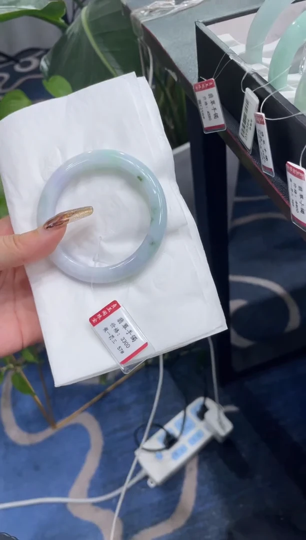 未镶嵌手镯翡翠5714****