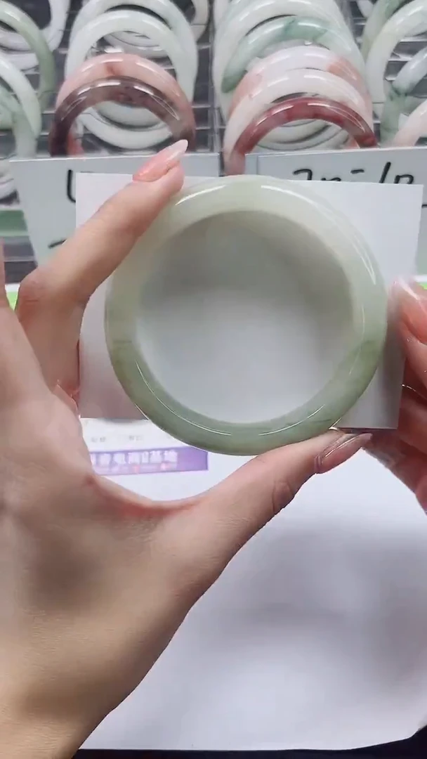 【闪购商品】石英质玉手镯未镶嵌A117-60/61