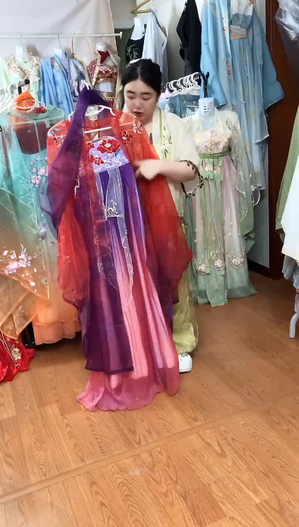 孤品汉服 高品质特价 偶有微瑕 NO退NO换 介意勿拍