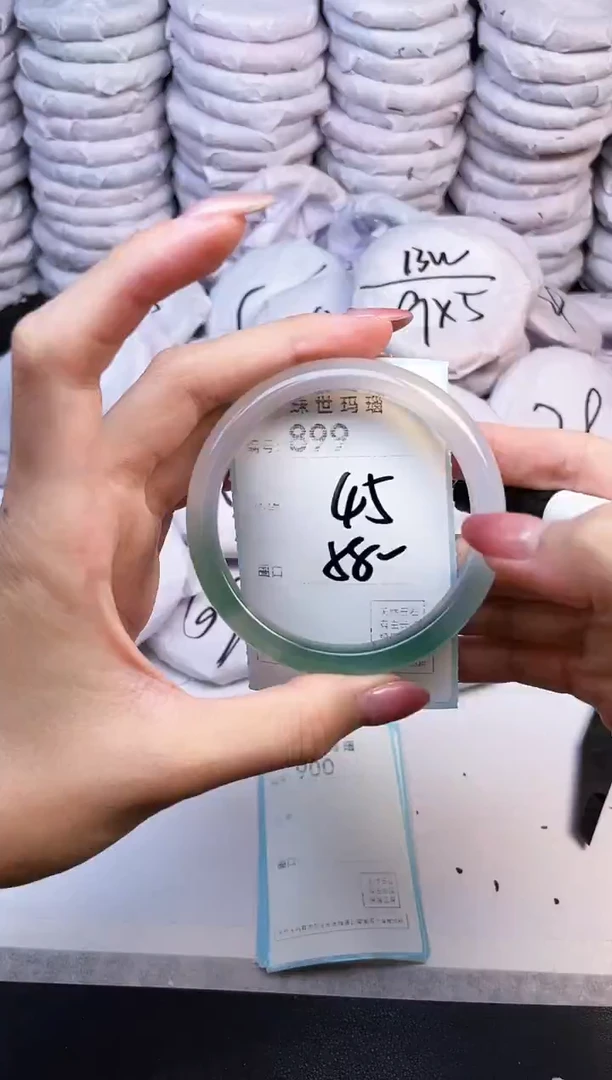 手镯玛瑙/玉髓未镶嵌899