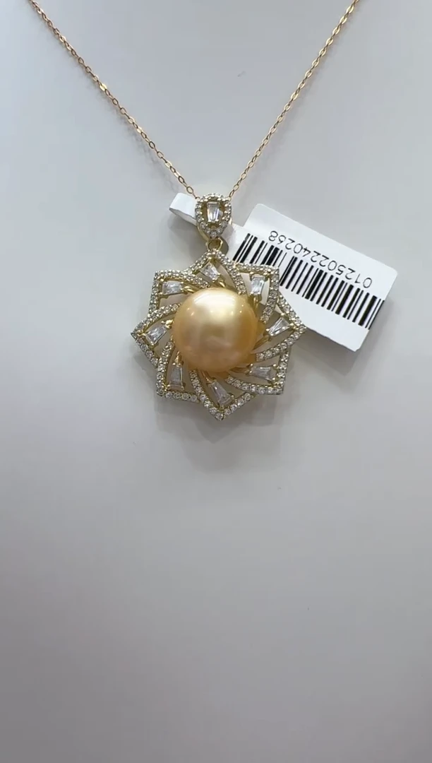 未镶嵌海水珍珠吊坠(赠链)268金珠吊坠