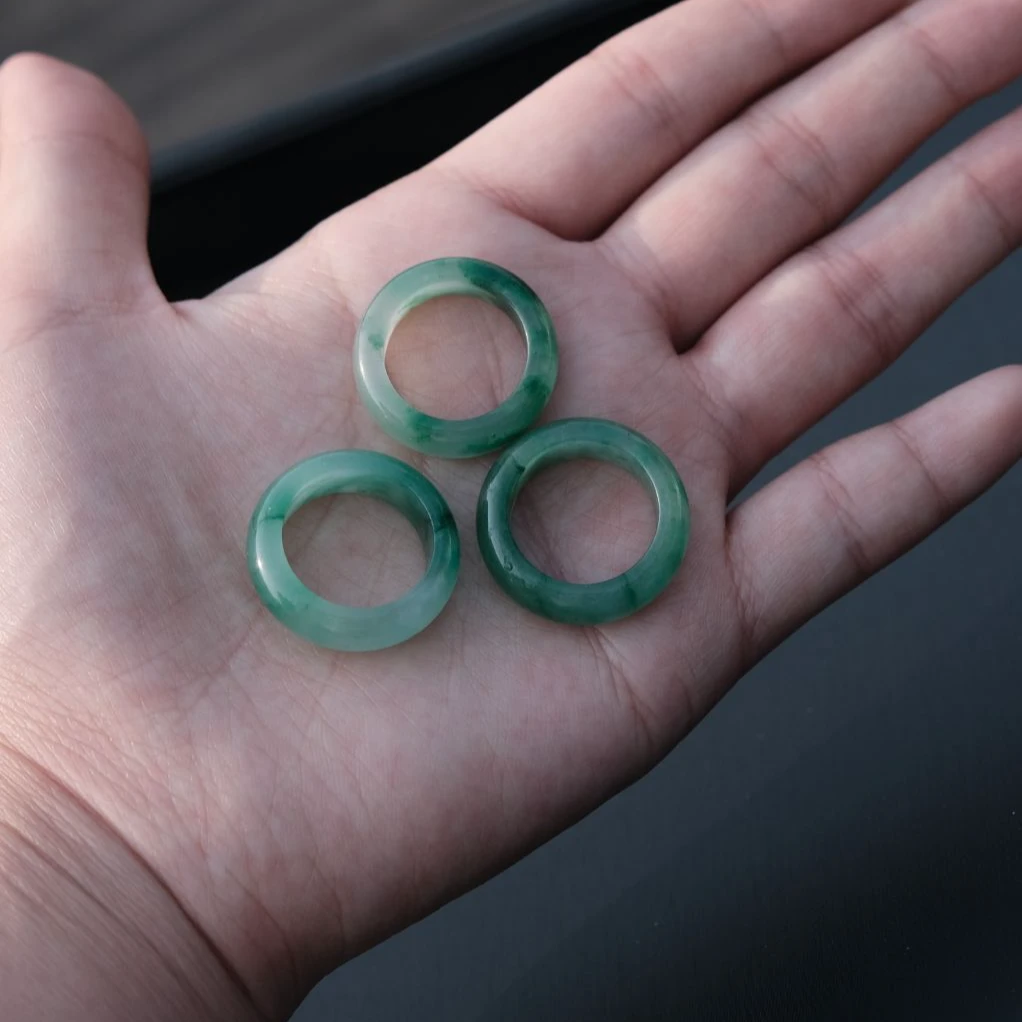 天然非洲翠飘花戒圈