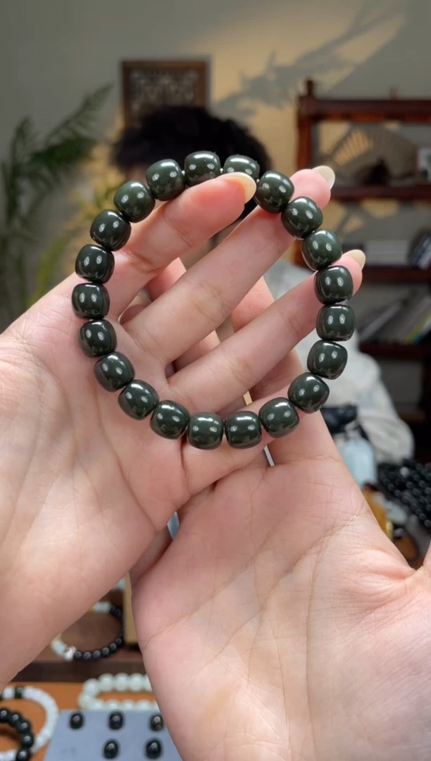 未镶嵌手串和田玉沙枣青9-10