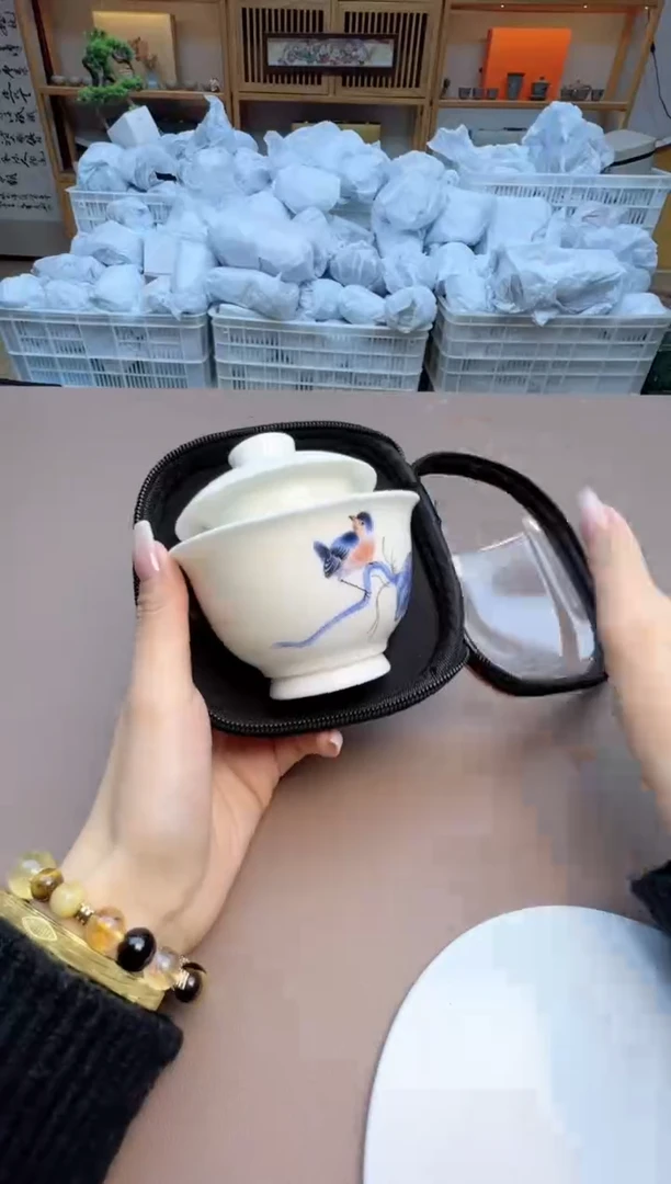 【闪购商品】摆件瓷制品S1111111111111