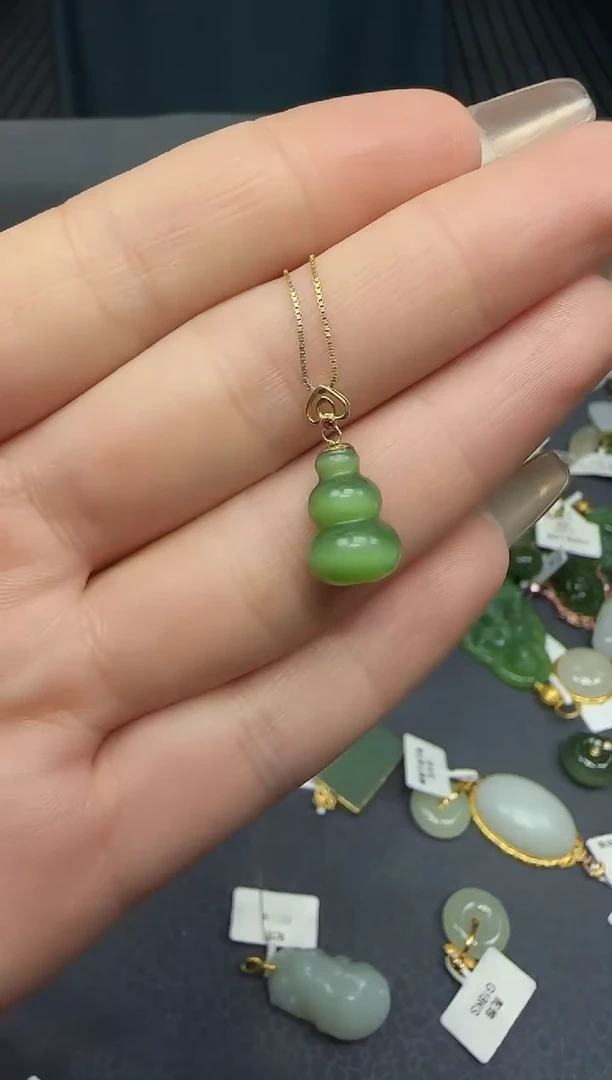 【闪购商品】和田玉挂件18K金镶嵌不含链