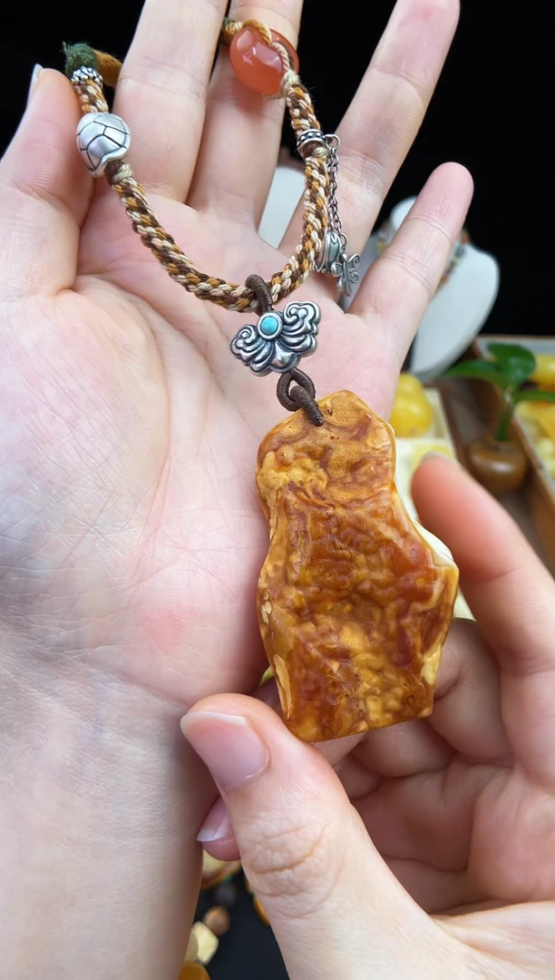 琥珀未镶嵌珠宝奇石?****?柒月