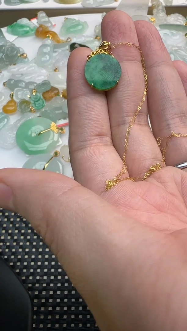 【闪购商品】翡翠套链18K金镶嵌18k绿无套链