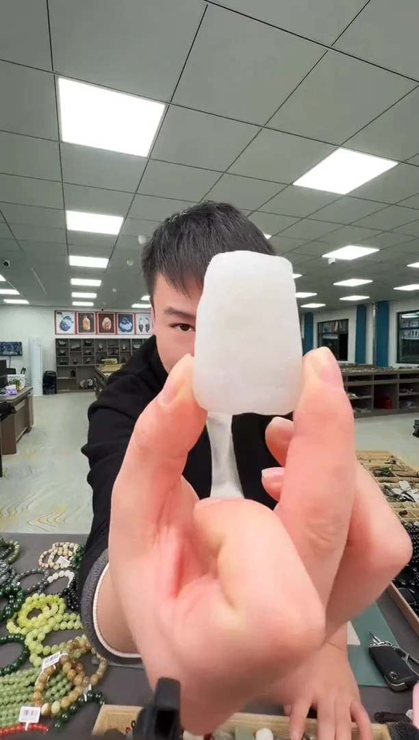 未镶嵌和田玉挂件b12