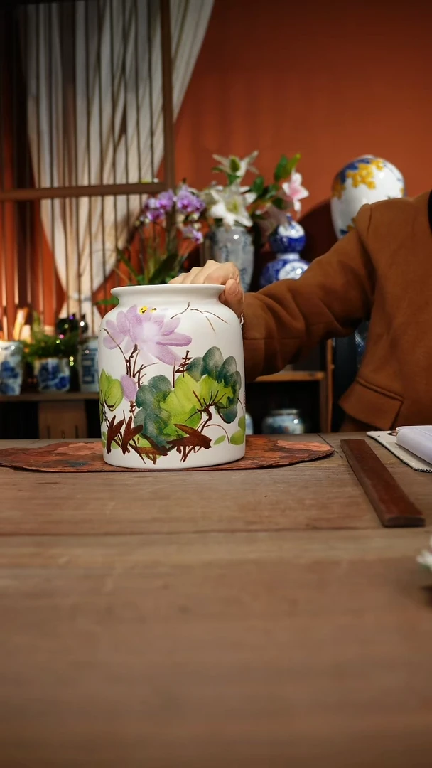 当代高温釉下彩手绘陶瓷餐具