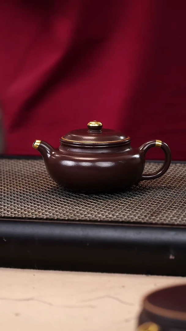 茶壶紫砂四号井茄皮紫泥描金仿古130cc