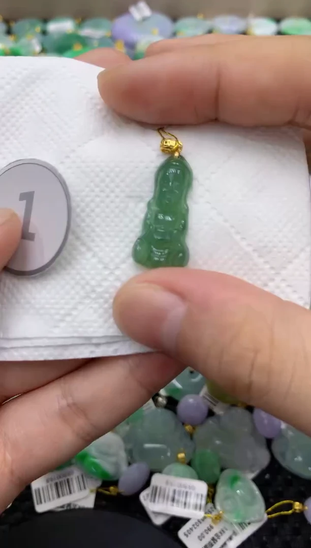 颈饰未镶嵌翡翠天然缅甸翡翠A货