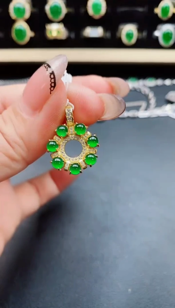 翡翠银S925镶嵌吊坠(赠链)321321