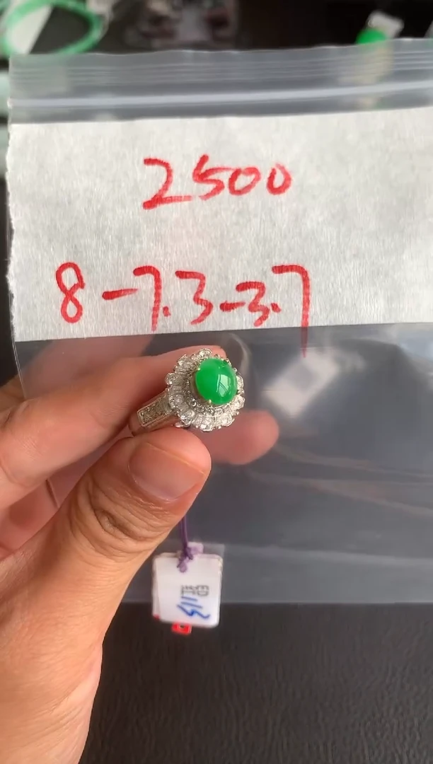 未镶嵌定制翡翠缅甸A货翡翠，拍一发一