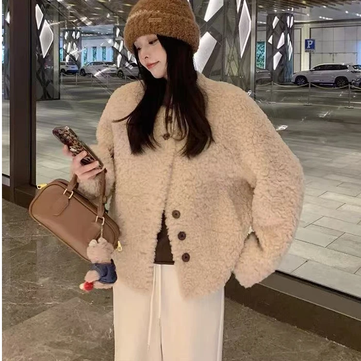 2025新款圆领全羊毛毛毛外套女短款千金清冷感贵系衣服秋冬大衣