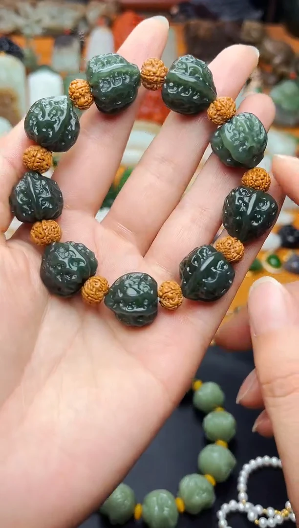 【闪购商品】和田玉手串未镶嵌核桃