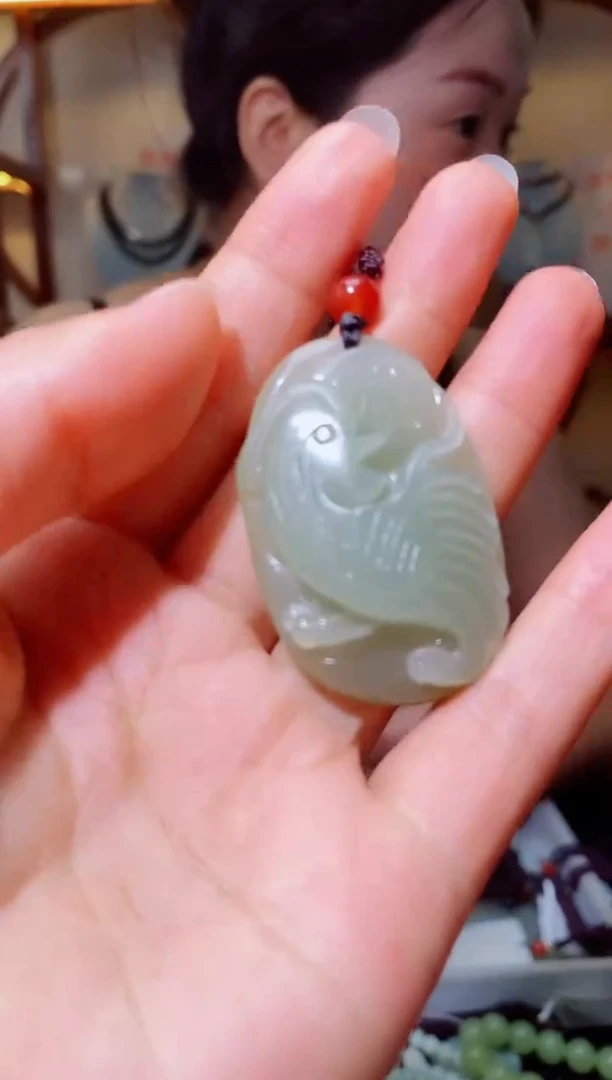 和田玉未镶嵌颈饰1